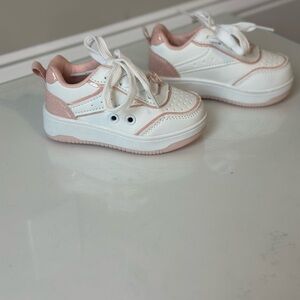 Kids White and Pink Sneakers all the way from Scotland
